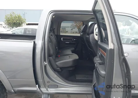 2013 Ram 2500 Laramie z USA, uszkodzony, nr VIN 3C6UR5FL7DG581107